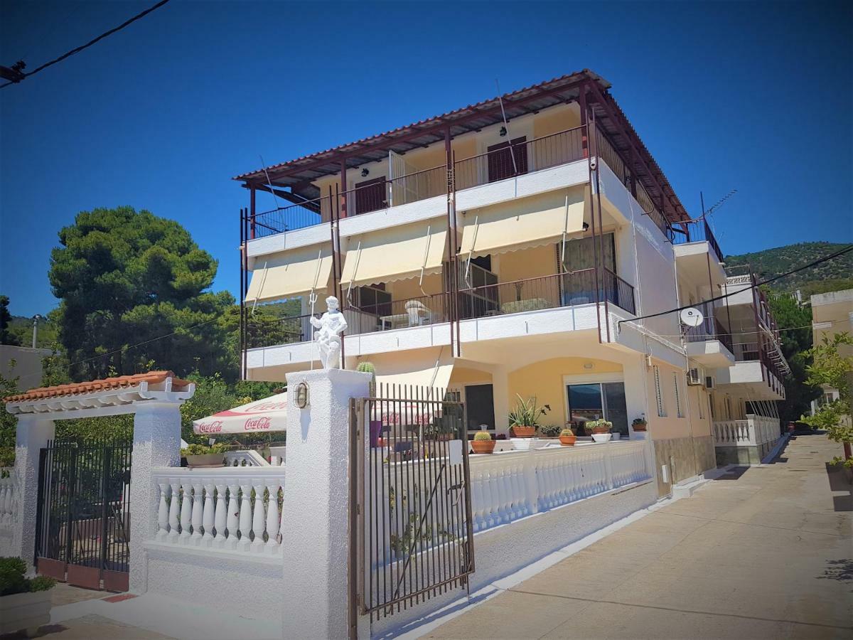 Neorio Studios Poros Town Extérieur photo