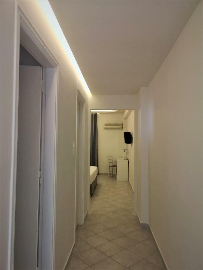 Neorio Studios Poros Town Extérieur photo