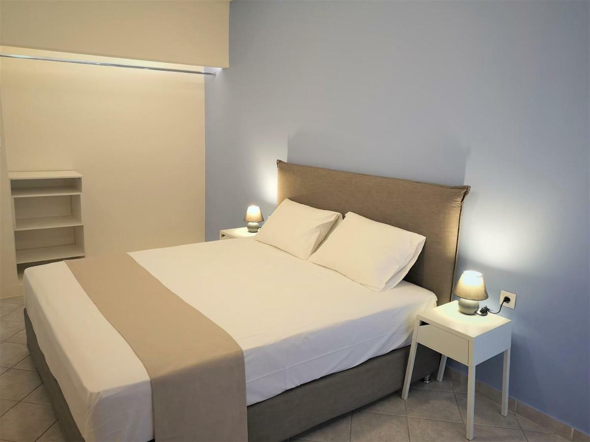 Neorio Studios Poros Town Extérieur photo